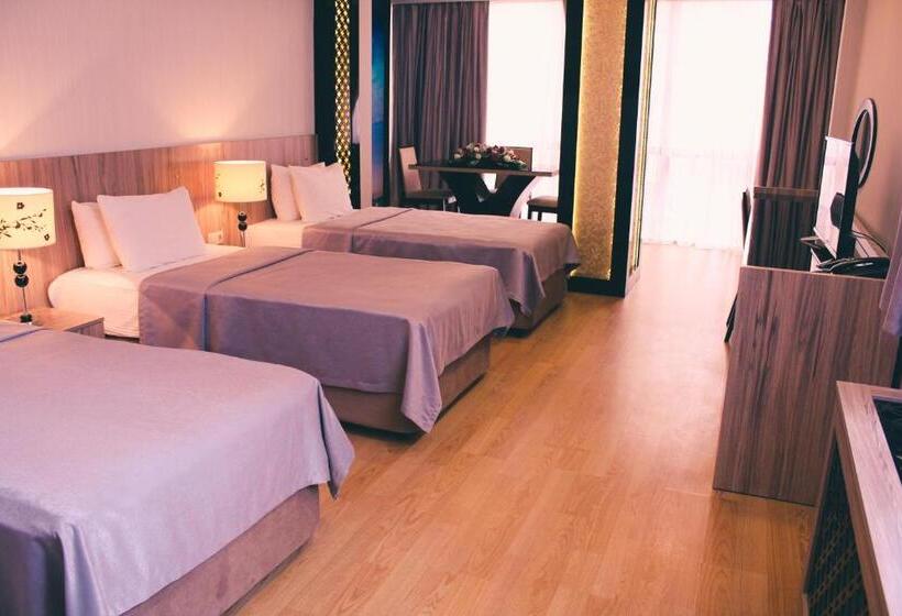 سوییت جونیور, Ganjali Plaza