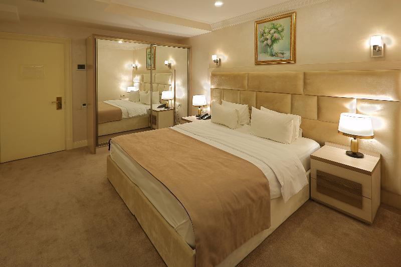 اتاق استاندارد, Ganjali Plaza