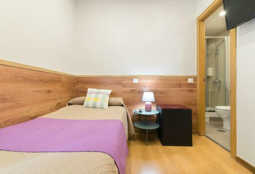 اتاق استاندارد یک نفره, Hostal Art Madrid