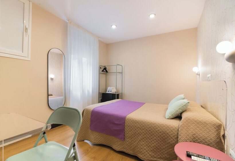 اتاق استاندارد, Hostal Art Madrid