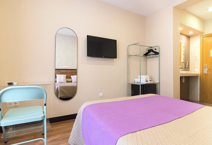 اتاق سوپریور, Hostal Art Madrid