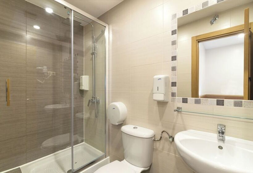اتاق استاندارد یک نفره, Hostal Art Madrid
