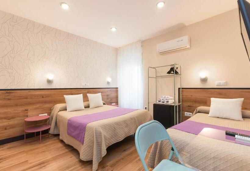 اتاق سوپریور, Hostal Art Madrid