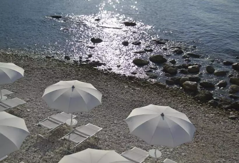 オーシャンビュースタンダードルーム, La Casa E Il Mare