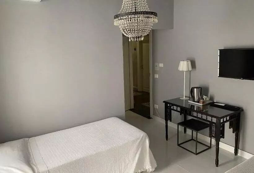 スタンダード４人部屋, La Casa E Il Mare