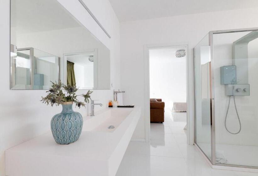 套房, La Casa E Il Mare