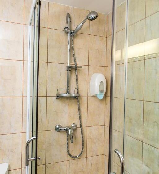 Chambre Standard Individuelle, Lyra