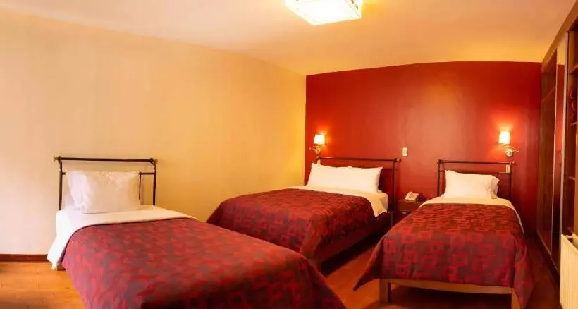 اتاق استاندارد سه نفره, Mamasara Cusco