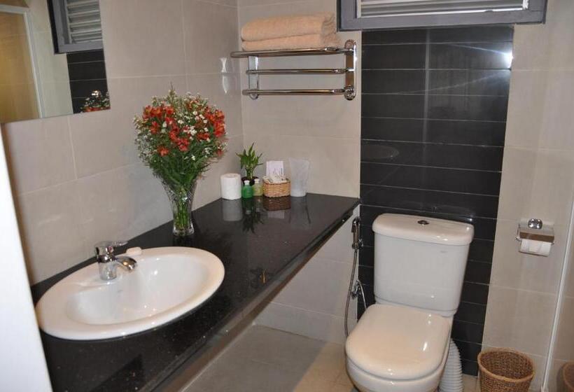 디럭스 룸, Orient