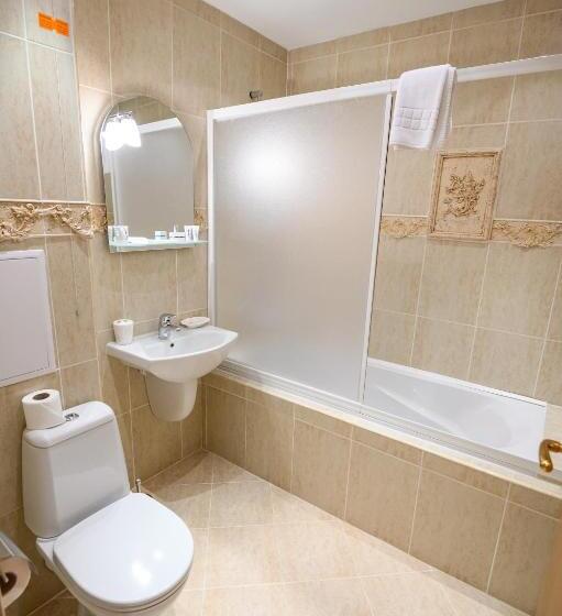 شقة غرفة واحدة, Parklands Hotel & Pool