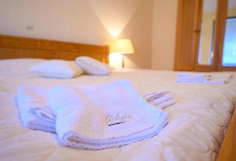 شقة غرفة واحدة, Parklands Hotel & Pool