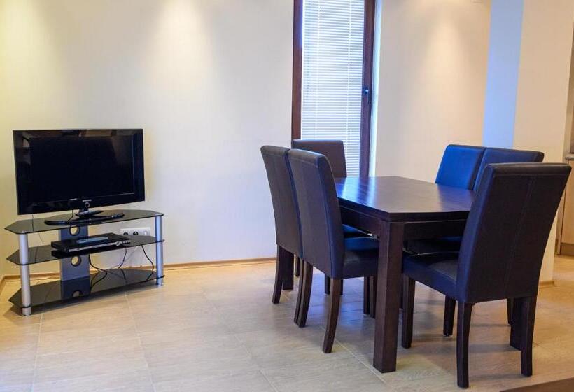 شقة غرفتين, Parklands Hotel & Pool