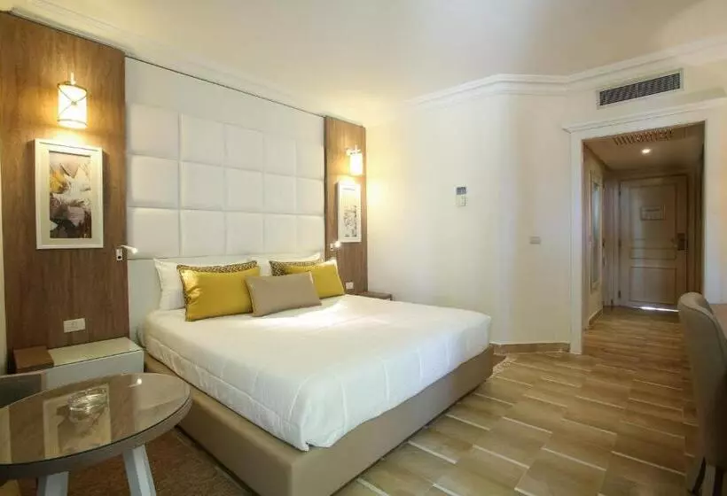 اتاق استاندارد با چشمانداز دریا, Sentido Bellevue Park