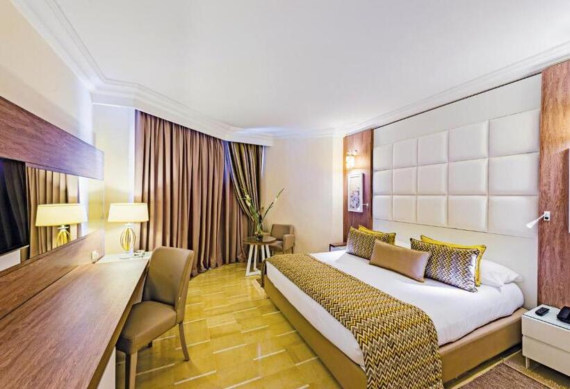 اتاق استاندارد با چشمانداز دریا, Sentido Bellevue Park