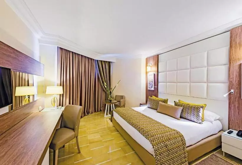 اتاق استاندارد با چشمانداز دریا, Sentido Bellevue Park