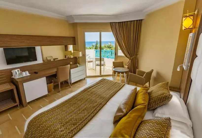 اتاق استاندارد با چشمانداز دریا, Sentido Bellevue Park
