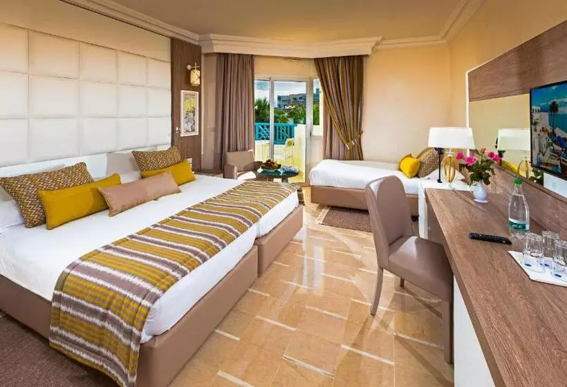 اتاق کلاسیک سه تخته, Sentido Bellevue Park