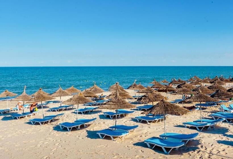 اتاق استاندارد چهار تخته, Sentido Bellevue Park