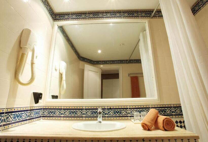 اتاق استاندارد چهار تخته, Sentido Bellevue Park