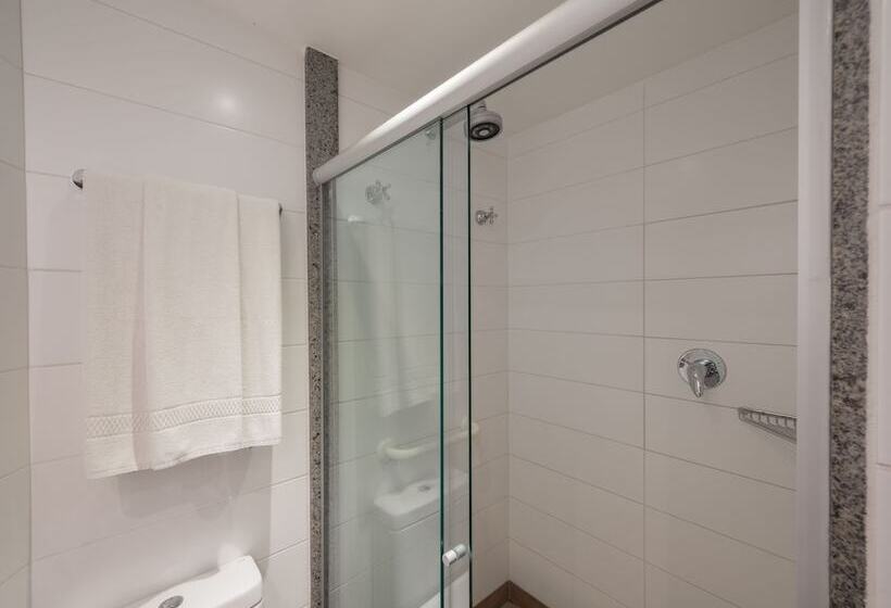 غرفة قياسية ثلاثية, Sete Coqueiros