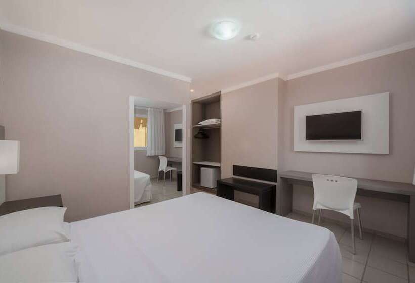 غرفة قياسية ثلاثية, Sete Coqueiros