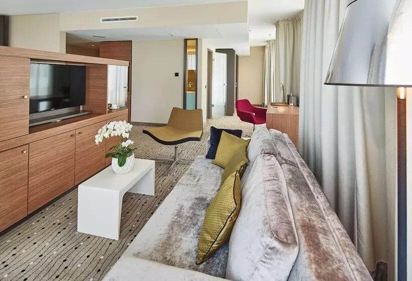 Junior Suite, Steigenberger Hotel Am Kanzleramt