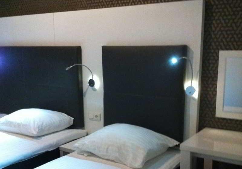 اتاق ساده سه‌ نفره, Vossius Vondelpark