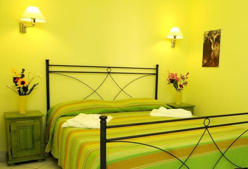 バルコニー付きスタンダードステューディオ, Sun Tower Beach Apartments