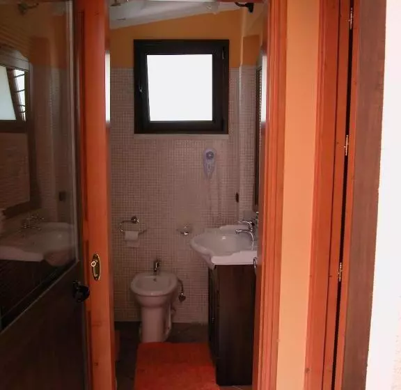 اتاق سوپریور, Sun Tower Beach Apartments