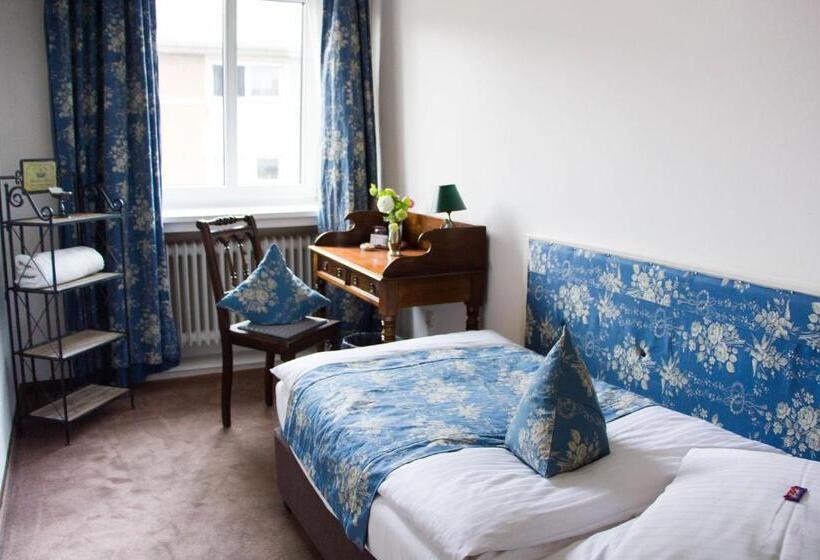 Одноместный Номер Basic, Das Hotel In München