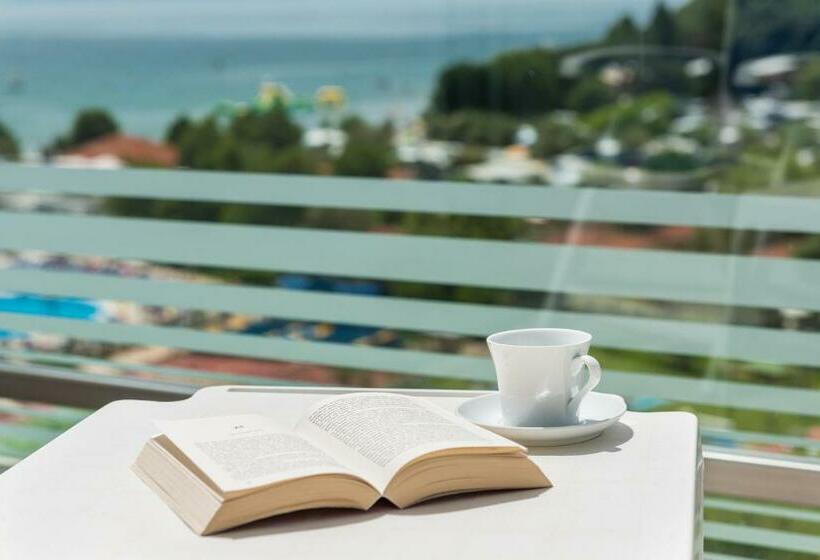 Номер Стандарт с Балконом, Hedera   Maslinica Hotels & Resorts