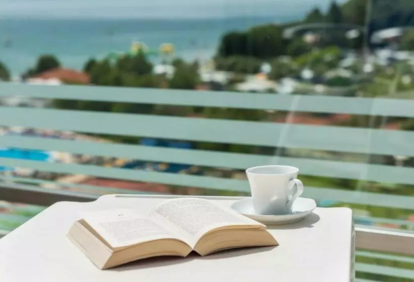 اتاق استاندارد با بالکن, Hedera Maslinica Hotels & Resorts