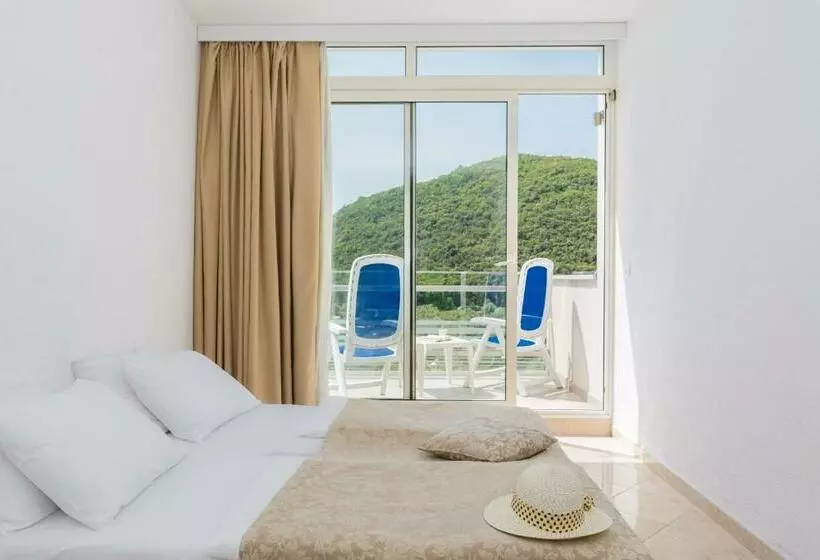 اتاق استاندارد با بالکن, Hedera Maslinica Hotels & Resorts