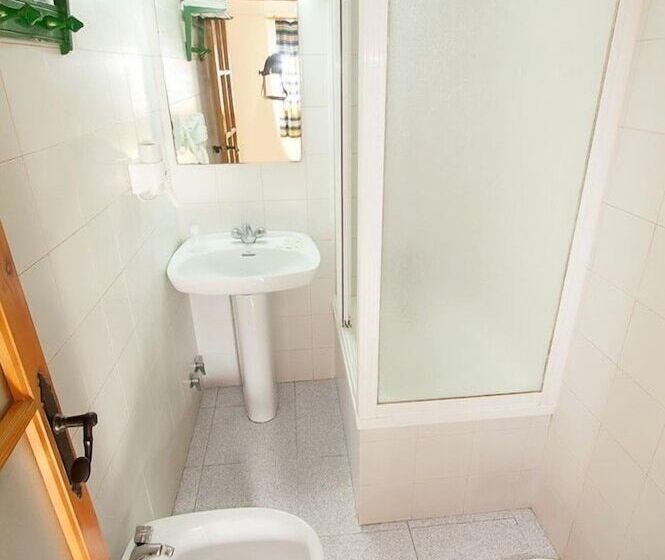 スタンダードルーム, Hostal Estacion