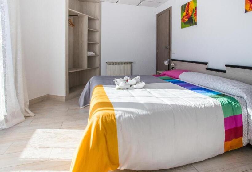 Номер Стандарт, Hostal Pardo