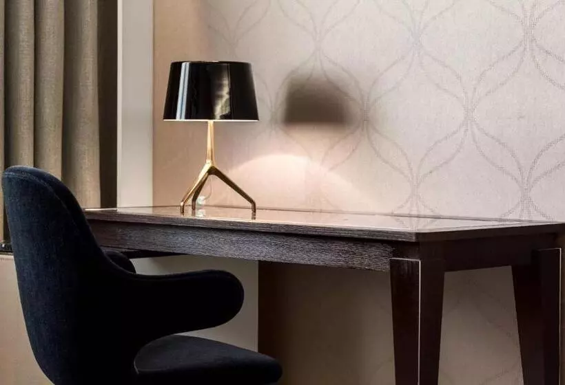 シティビューのスーペリアルーム, Ac Hotel Paris Porte Maillot By Marriott