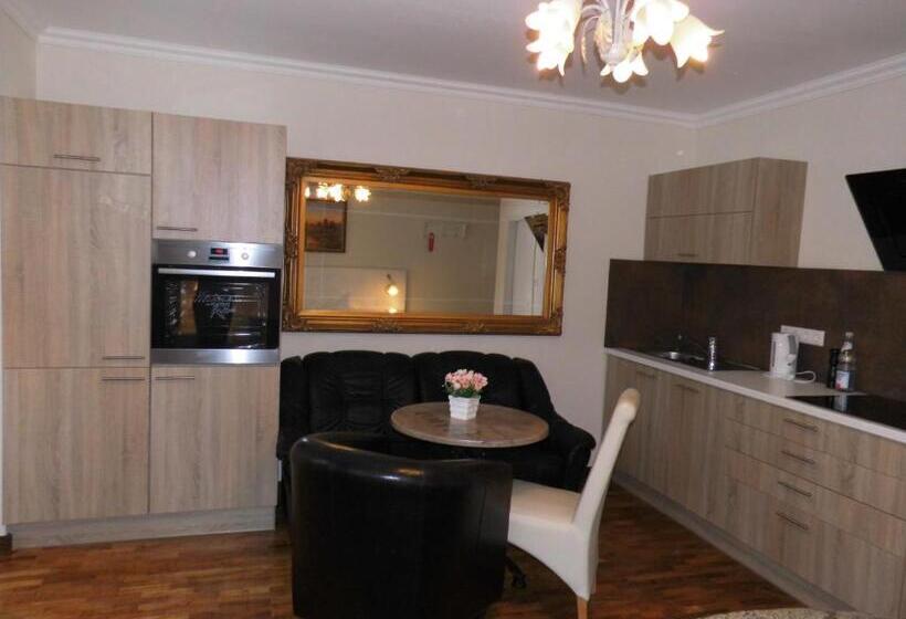 스탠다드 룸, Aparthotel Guzulka & Restaurant