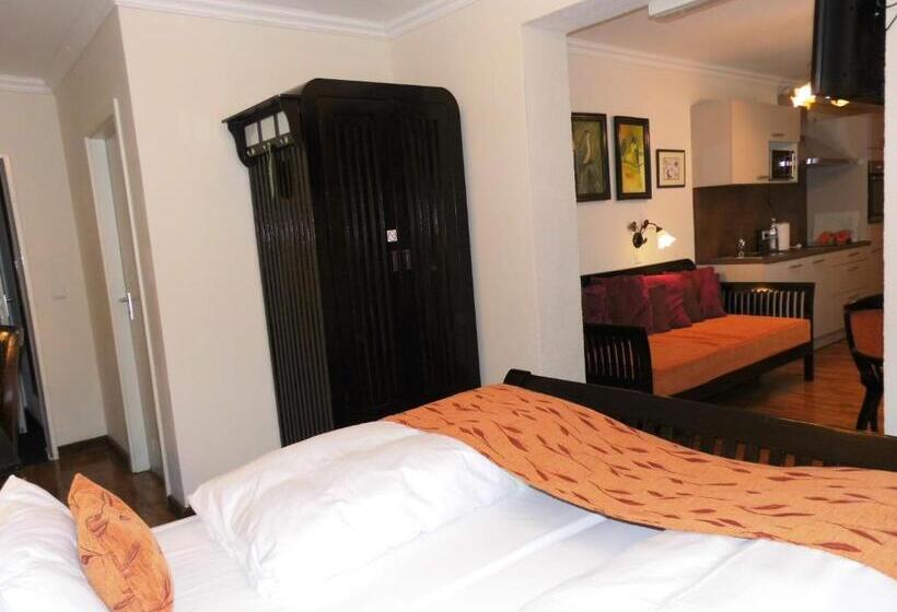 스탠다드 트리플 룸, Aparthotel Guzulka & Restaurant