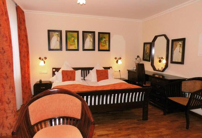 스탠다드 트리플 룸, Aparthotel Guzulka & Restaurant