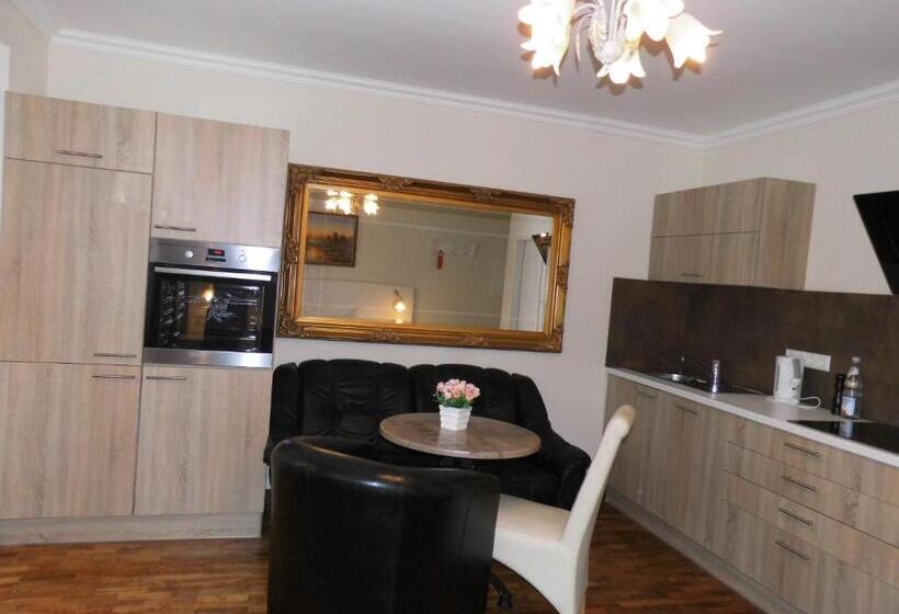 스탠다드 룸, Aparthotel Guzulka & Restaurant