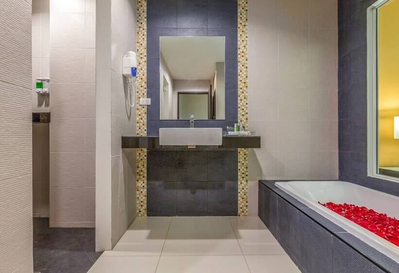 豪华房间, Chanalai Hillside Resort, Karon Beach