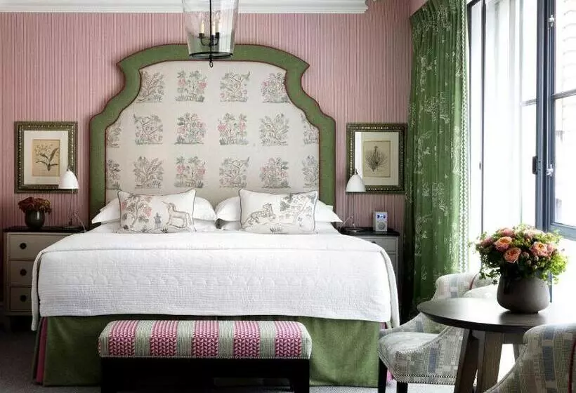 Deluxe Room, Ham Yard Hotel, Firmdale Hotels