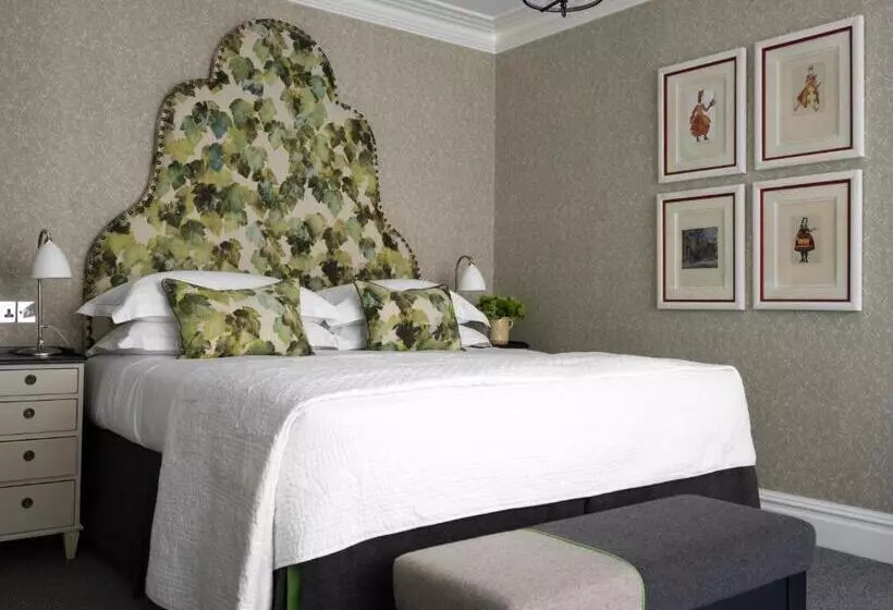 Deluxe Room, Ham Yard Hotel, Firmdale Hotels