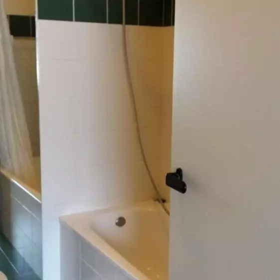 اتاق استاندارد, Hobbit Hotel Zaventem