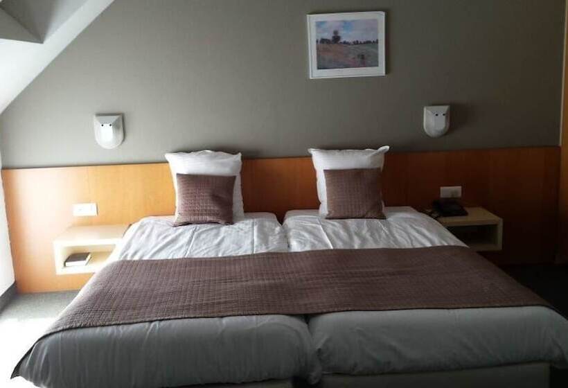 اتاق استاندارد, Hobbit Hotel Zaventem