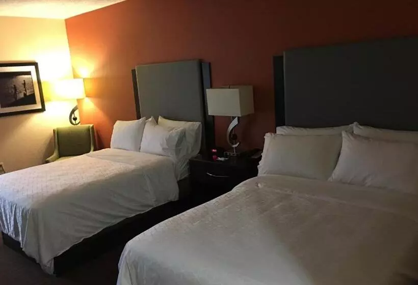 ２ダブルベッドのスタンダードルーム, Holiday Inn Express Hotel & Suites Laurinburg, An Ihg