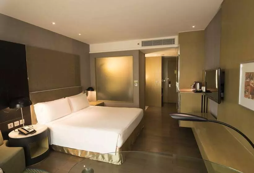 اتاق استاندارد با تخت دوبل, Holiday Inn New Delhi International Airport, An Ihg