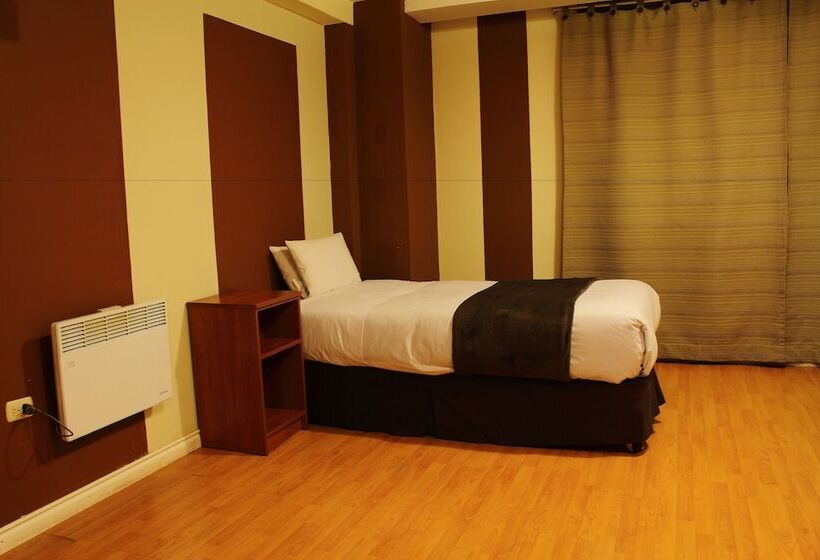 スタンダードトリプルルーム, Intiqa