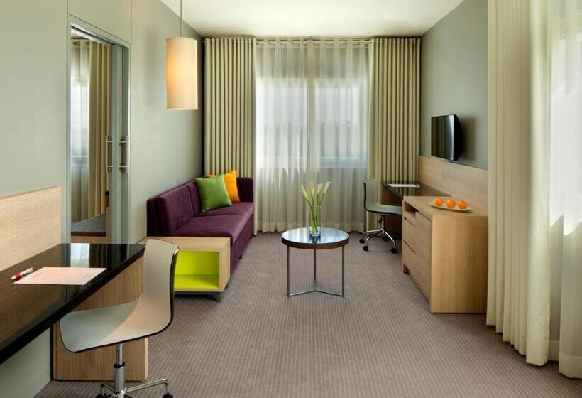 Полулюкс, Park Inn By Radisson Davao