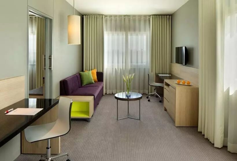 سوییت جونیور, Park Inn By Radisson Davao